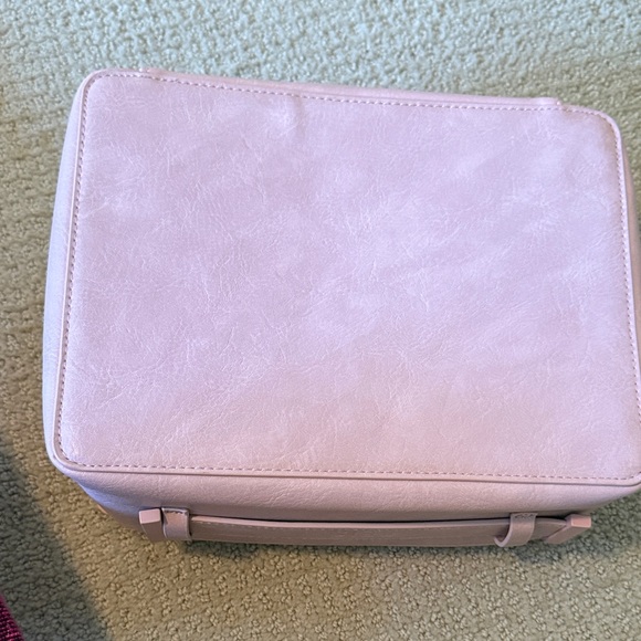 BEIS | Cosmetic Bag in Atlas Pink - Picture 8 of 8